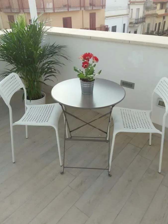 Bed and Breakfast Alma Nua Terrasini Bed & Breakfast