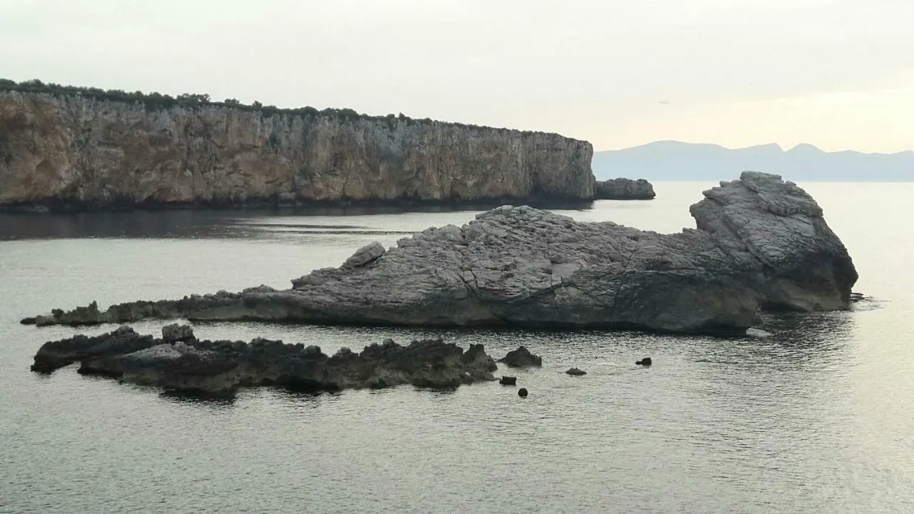Alma Nua Bed & Breakfast Terrasini