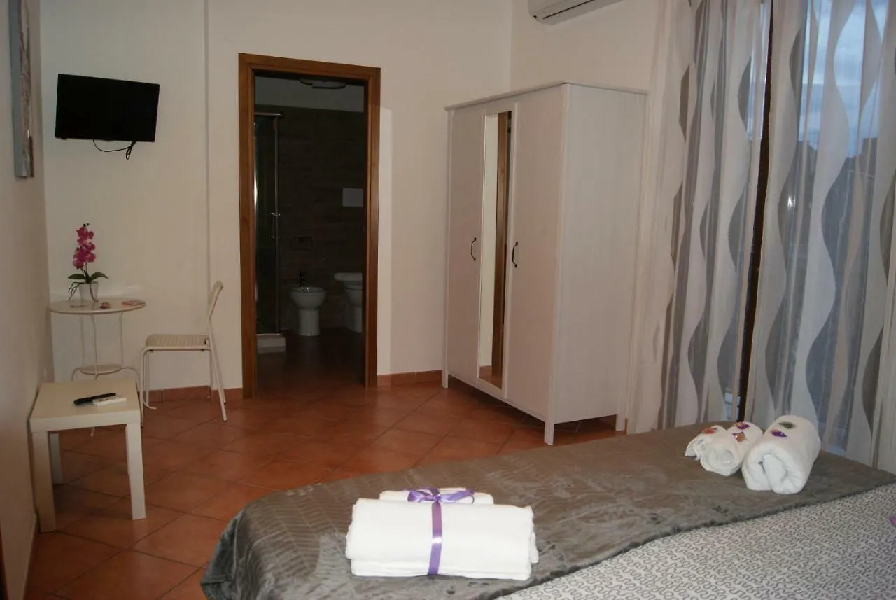 Alma Nua Bed & Breakfast Terrasini 3*,  Italy